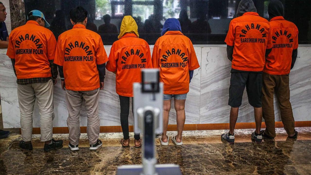 Meski begitu, Dani menegaskan pihaknya akan terus melakukan patroli siber guna memberangus para pebisnis judi online yang masih marak. Karena bisnis ini bisa memberikan dampak buruk kepada masyarakat.