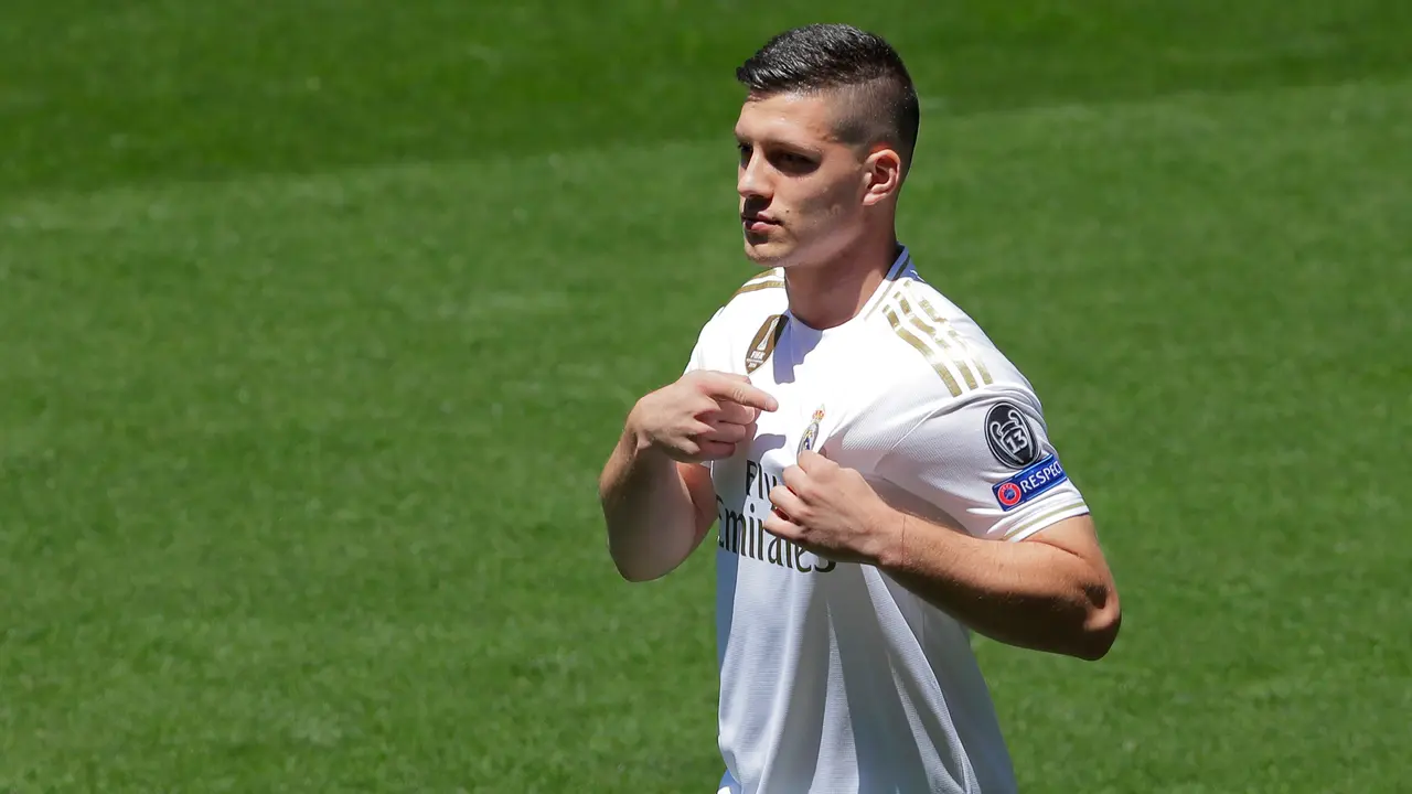 Luka Jovic Resmi Diperkenalkan Jadi Pemain Baru Real Madrid