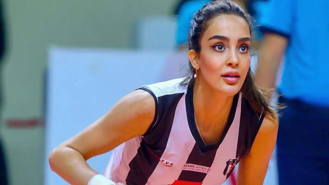 Yagmur Mislina Kilic - Voli