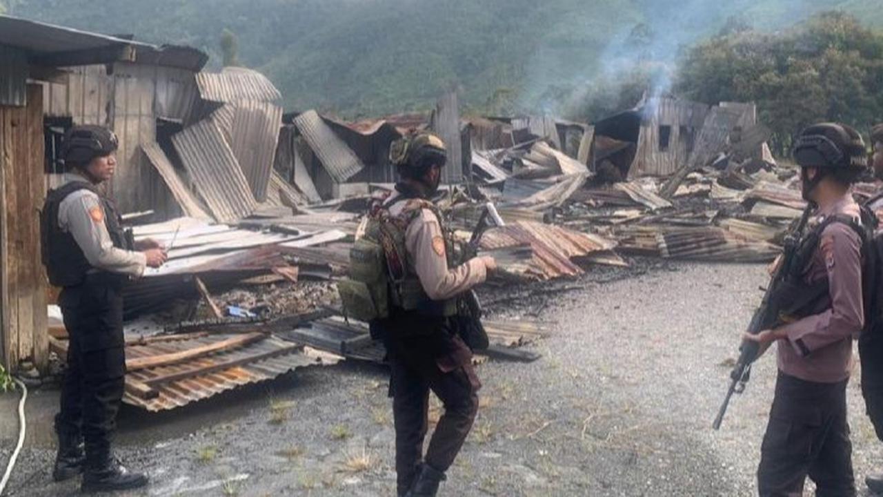 Teror Pembakaran di Distrik Papua Tengah, 11 Rumah Warga dan Balai Desa Dibakar Orang Tak Dikenal