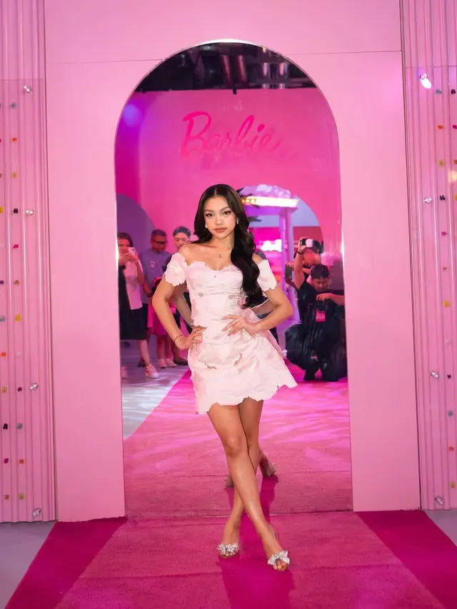 Naura Ayu Tampil Menawan Sebagai Barbie Indonesia, Hadirkan Visual Real Barbie di Dunia Nyata