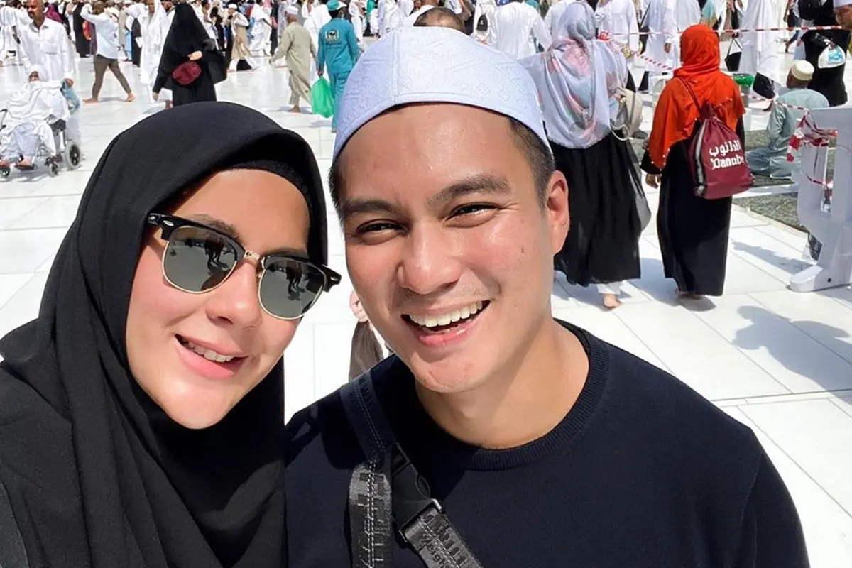 Pesona Paula Verhoeven Pakai Hijab, Bikin Pangling