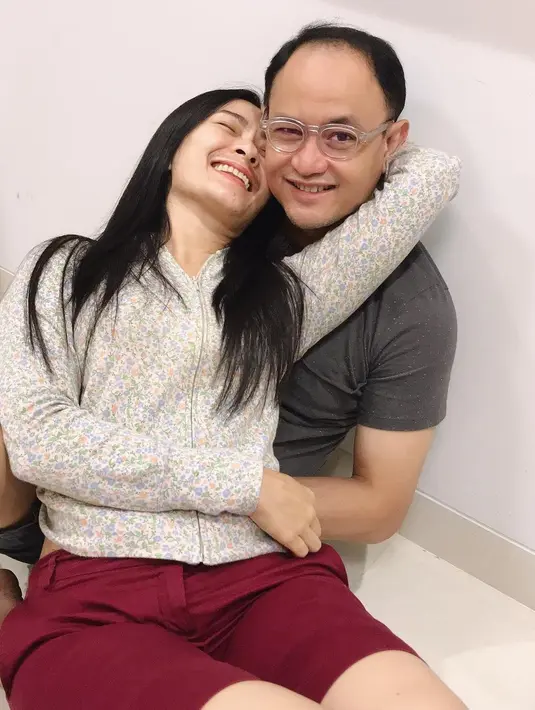 Iis Dahlia dan Satrio Dewandono (Instagram/isdadahlia)