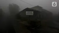 Suasana di Pos Pantau Merapi Induk Balerante, Kemalang, Klaten, Jawa Tengah, Jumat (20/11/2020). Kepala BPPTKG Hanik Humaida menyebut perjalanan magma Gunung Merapi ke puncak makin dekati permukaan. (Liputan6.com/Johan Tallo)