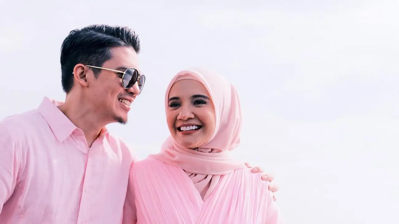 Zaskia Sungkar dan Irwansyah. (Foto: Instagram @irwansyah_15)