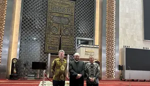 Dewan Imam Masjid Australia Kagum Lihat Terowongan Silaturahmi Masjid Istiqlal