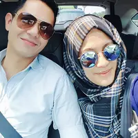 Pasangan suami istri Alyssa Soebandono dan Dude Harlino memiliki tempat favorit saat bersama. Pasangan yang telah dikaruniai satu anak itu menjadikan rumahnya sebagai tempat favorit  bersama keluarganya. (dok. Instagram)