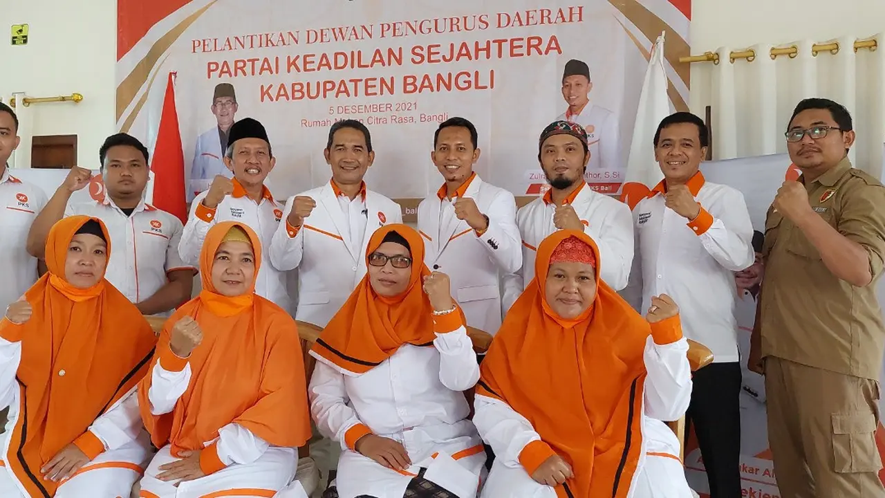 Kader PKS Bali Kukuhkan Semua Kadernya Perempuan