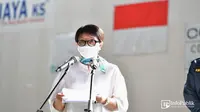 Menteri Luar Negeri RI Retno Marsudi mengatakan hingga saat ini, pemerintah Indonesia telah mengamankan vaksin COVID-19 75.910.500 juta dosis saat menyambut kedatangan vaksin AstraZeneca di Bandara Soekarno-Hatta, Tangerang, Banten, Sabtu (8/5/2021). (Dok Kementerian Komunikasi dan Informatika)