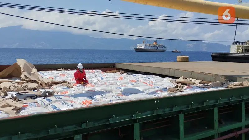 beras impor tiba di Kota Palu