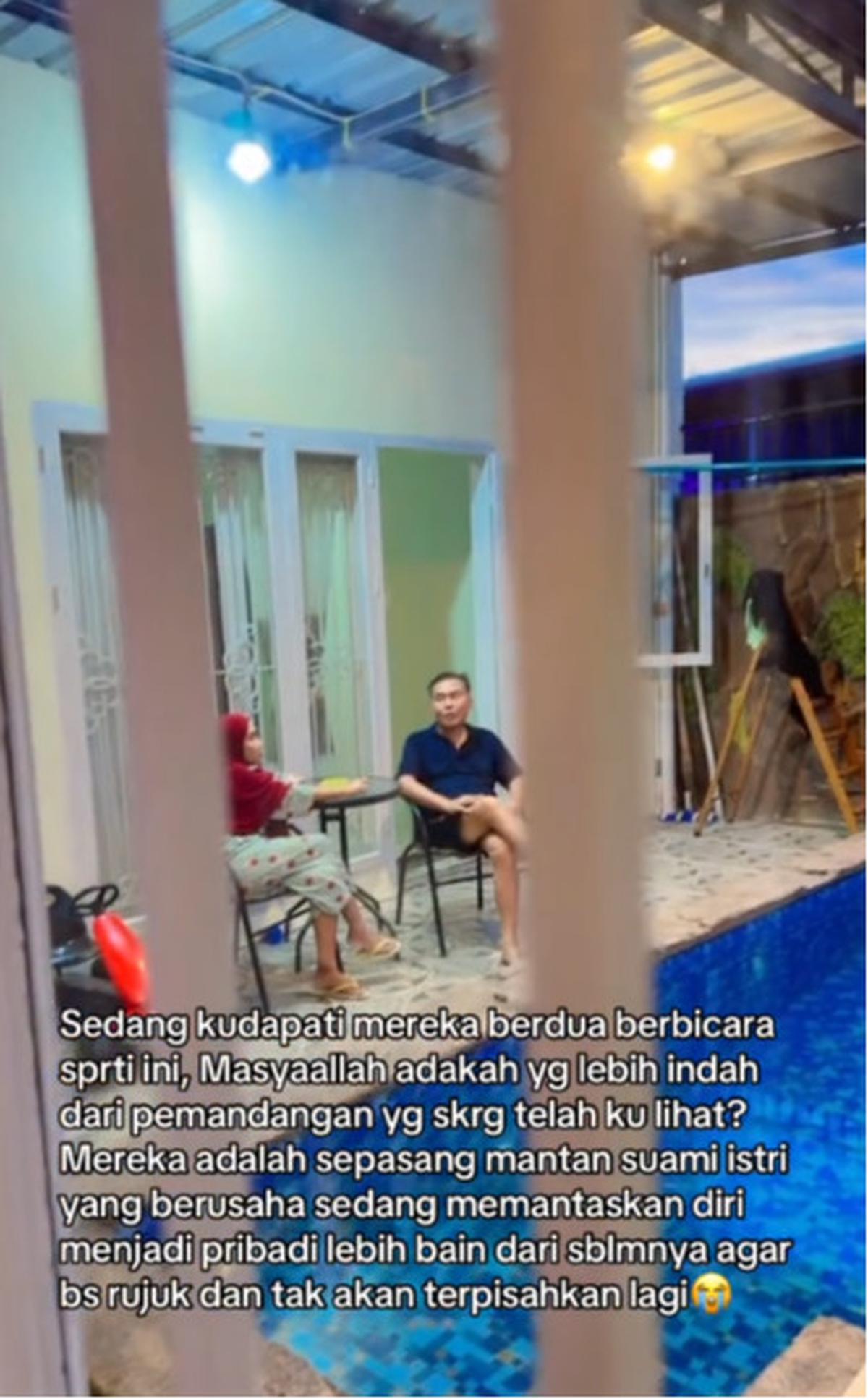 Wanita Ini Perlihatkan Momen Romantis Ayah kepada Ibunya yang Sudah Cerai 22  Tahun Lalu, Bikin Haru