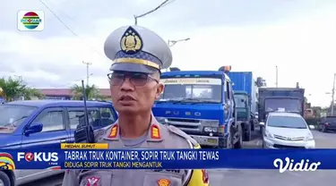 Fokus Pagi edisi (28/11) mengangkat beberapa berita di antaranya, Mobil Berpenumpang Terjebak Banjir, Angin Kencang Hantam Tenda Pernikahan, Polisi Amankan 25 Perusuh Laga Sepak Bola, Ledakan Gas di Dua Tempat Berbeda, Dua Orang Tewas.