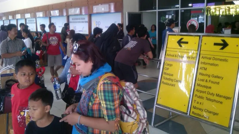 suasana di bandara adi sucipto