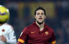 Gomez Keluar, Destro Masuk