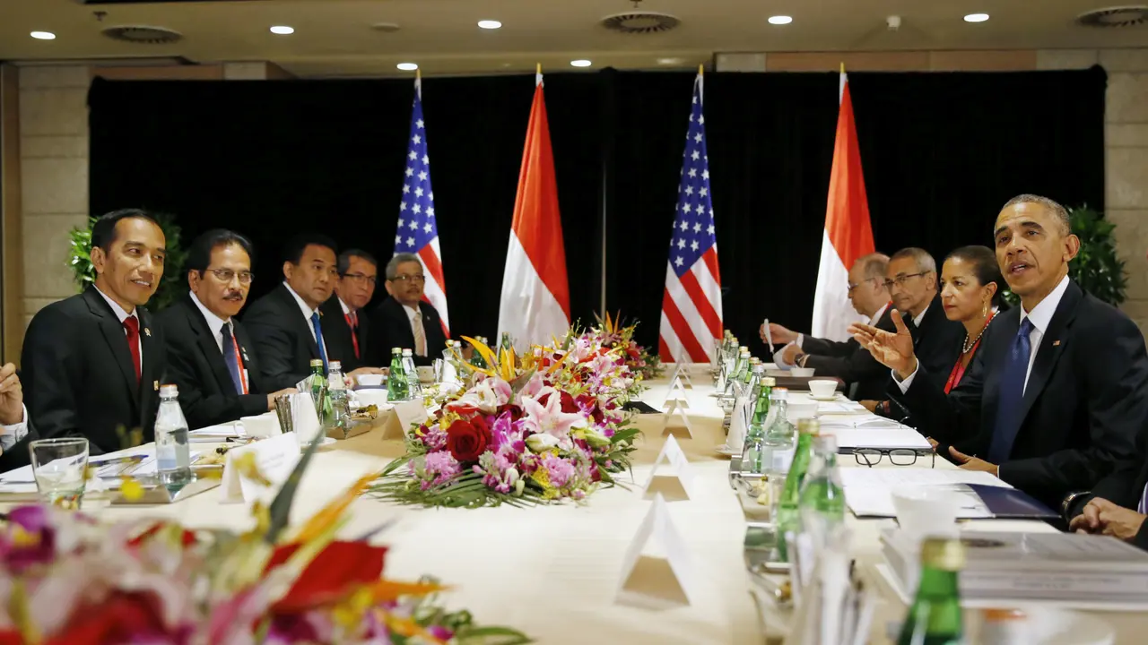 Gaya Jokowi Saat di Pertemuan APEC