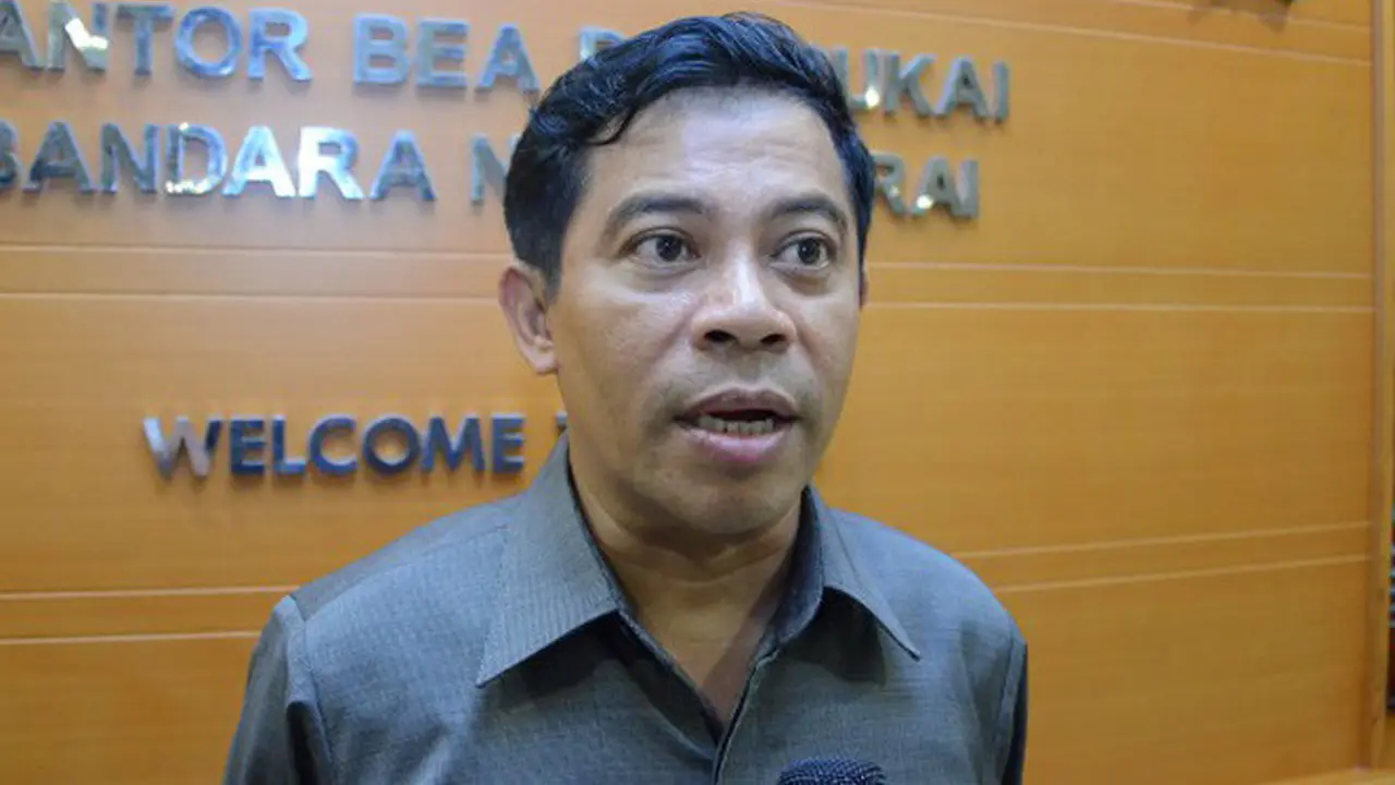 Ribuan Orang Asing Serentak ke Bali, DPR Minta Bea Cukai Tingkatkan Pengawasan