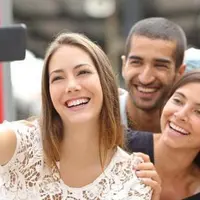 Oops.. Ternyata Gaya Selfie Bisa Ungkap Kepribadian