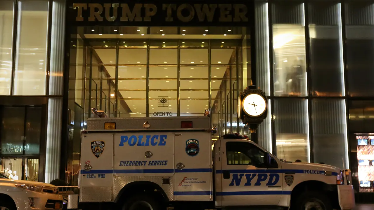 20160428-Donald Trump Dikirimi Serbuk Putih Mencurigakan-New York