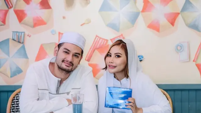 Sempat Akting Bareng, Ini 6 Potret Kevin Hillers 'Ikatan Cinta' dan dr. Siska Dikabarkan Pacaran