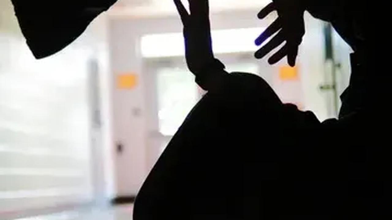 Polisi di Sumsel Aniaya Petani Hingga Lebam, Kapolres Klaim Anak Buahnya Gangguan Kejiwaan