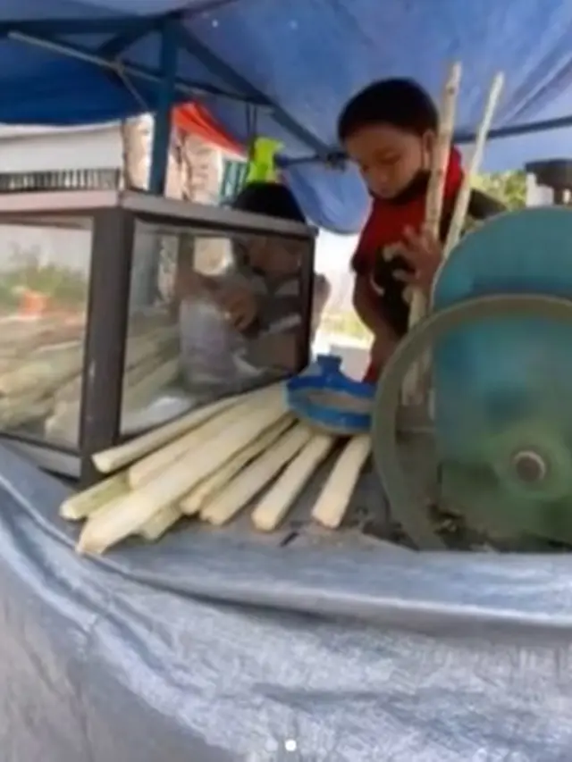 berjualan es tebu