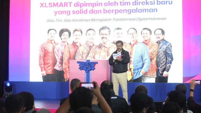 Presiden Direktur dan CEO XLSMART, Rajeev Sethi resmi memperkenalkan Identitas XLSMART: "Bersama, Melaju Tanpa Batas”. (Dok Sinar Mas)