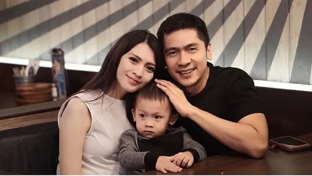 [Bintang] Donita dan Adi Nugroho