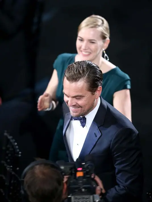 Tidak hanya dalam urusan pekerjaan, namun belum lama ini seperti yang disiaran Daily Mail, Leonardo dan Kate terlihat sedang menghabiskan waktu bersama di Saint Tropez, Prancis. (AFP/Christopher Polk)