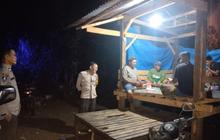 Bukan Sekadar Ronda Malam, Kapolres Maros Apresiasi Warga Aktifkan Kembali Poskamling