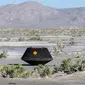 Kapsul yang membawa sampe debu dan batu dari asteroid Bennu&nbsp;mendarat di Gurun Barat, Utah, Amerika Serikat, pada&nbsp;Minggu (24/9/2023). (Dok.&nbsp;NASA/Keegan Barber)
&nbsp;
&nbsp;
&nbsp;
