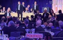 Banyak Kejanggalan, Netizen Ramai Sebut Penembakan Trump di Gedung Putih Rekayasa