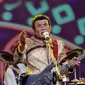 Penampilan Rhoma Irama dan Soneta Grup saat HUT Indosiar ke-23 di Jakarta Convention Center (JCC), Kamis (11/1). HUT Indosiar Bertema “Konser Raya 23 Tahun Indosiar Luar Biasa”. (Liputan6.com/Helmi Fithriansyah)