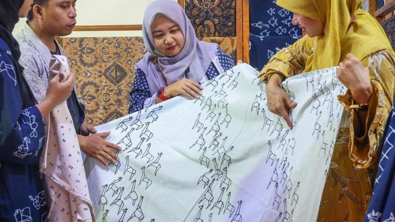 Maka untuk menindaklanjuti hal itu, tahun ini tepatnya pada 28 November 2023, akan digelar agenda serupa dengan tema 'Cerita Nusantara : Unveiling the