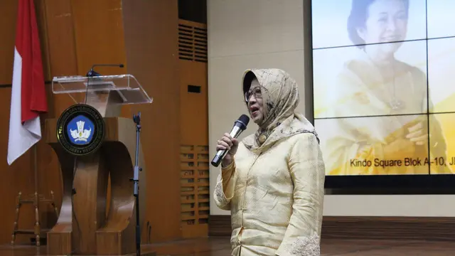 Mengenang Ainun Habibie dengan Habis Kartini, Terbitlah Ainun