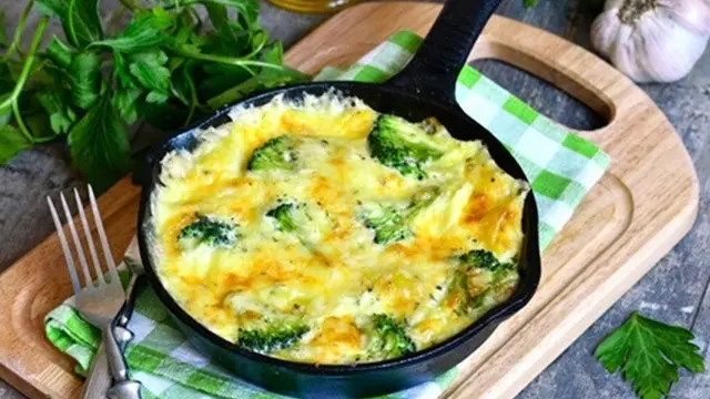 Omelette Brokoli keju