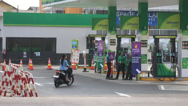 Berminggu-minggu BBM di SPBU Swasta Kosong