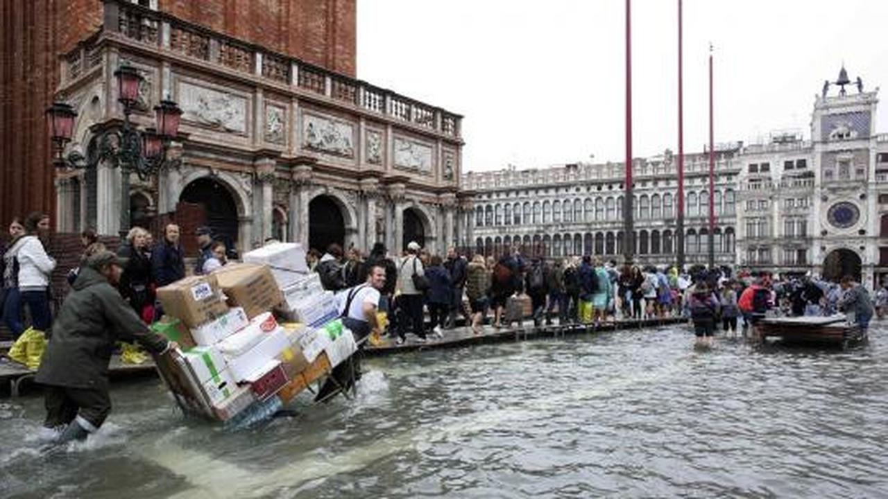 Kota Venesia tenggelam