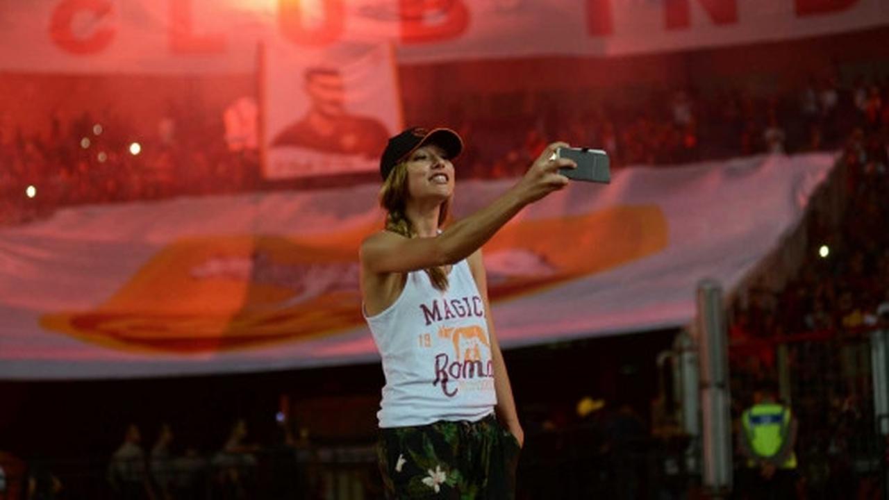 Aksi Totti dkk di laga AS Roma Indonesia Day 2015