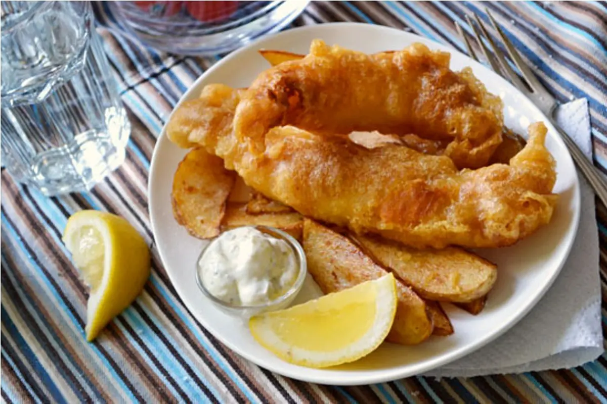 [Bintang] Nggak Akan Semahal di Resto, Ini Resep Fish and Chips yang Enak!