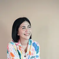 Ketika bisnis retail terdampak pandemi Corona, Farah Fauziah berani berubah haluan dan mulai menjalani bisnis Rip It Aerosol Hand Sanitizer pertama di Indonesia. | dok. pribadi