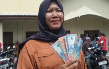 Desa di Klaten Ini Habiskan Anggaran Rp585.250.000 Untuk THR Warganya, Per Orang Dapat Rp250.000