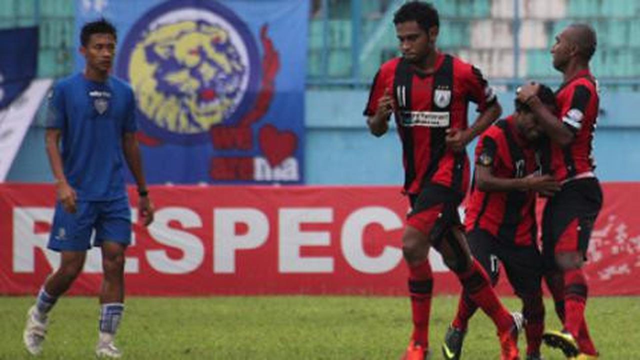 IIC 2012: Gol Pahabol sementara bawa Persipura unggul