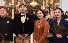 Hadiri Jumenengan Mangkunegara X, Ini 5 Potret Cantik Sherina Munaf Kenakan Kebaya Klasik