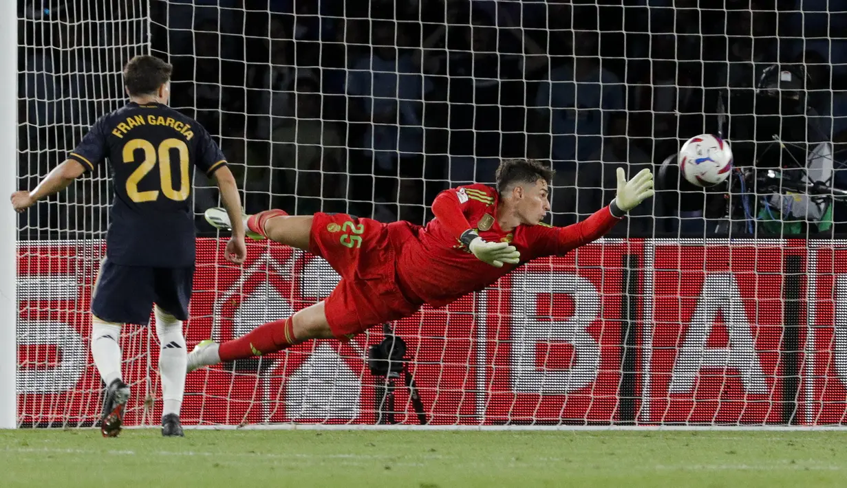 Real Madrid menang tipis atas tuan rumah Celta Vigo dengan skor 1-0. (AP Photo/Lalo R. Villar)