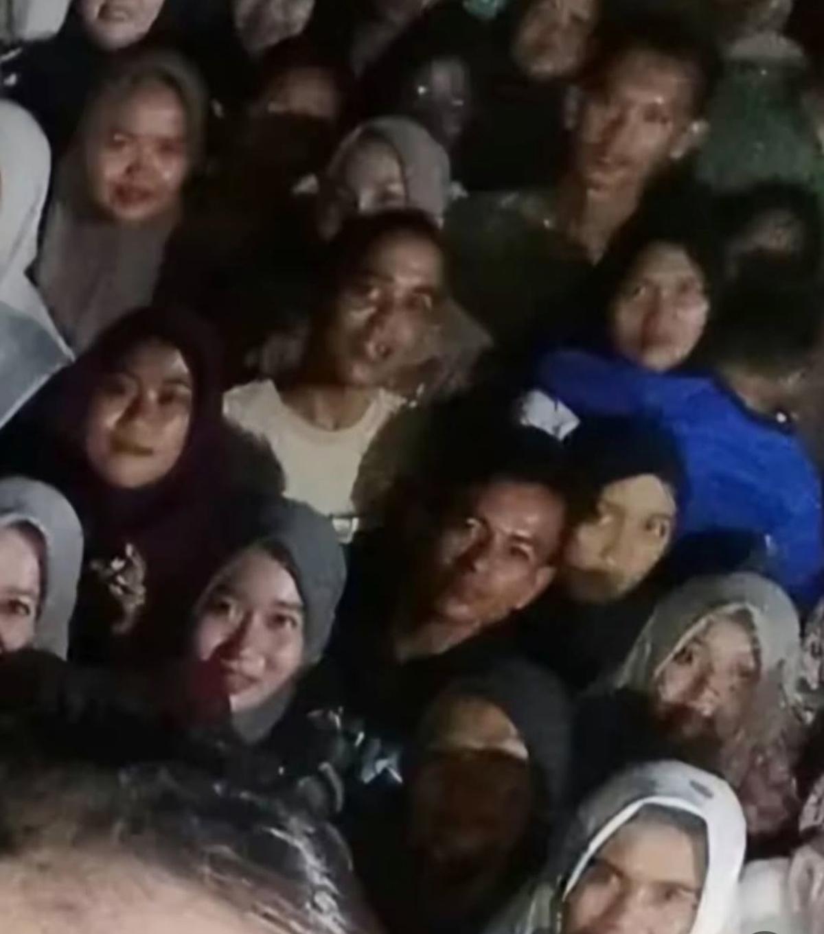 Misteri Sosok Hitam di Foto Selfie Niken Salindry, Kesalahan Kamera atau Penampakan?