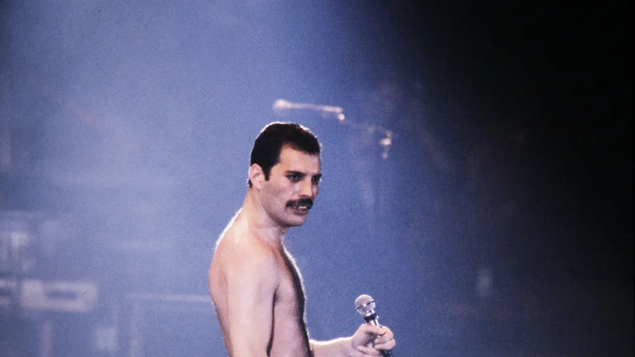 [Bintang] Freddie Mercury