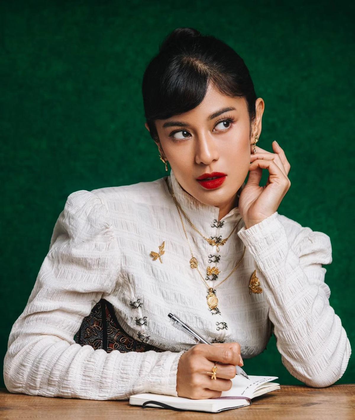 Profil Dian Sastro, dari Prestasi, Pendidikan, dan Karier yang Jadi Inspirasi