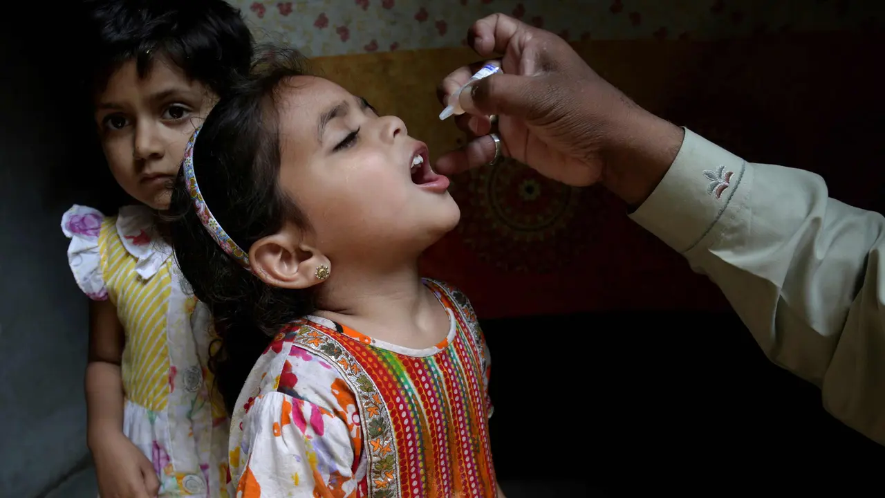 Imunisasi Polio di Pakistan