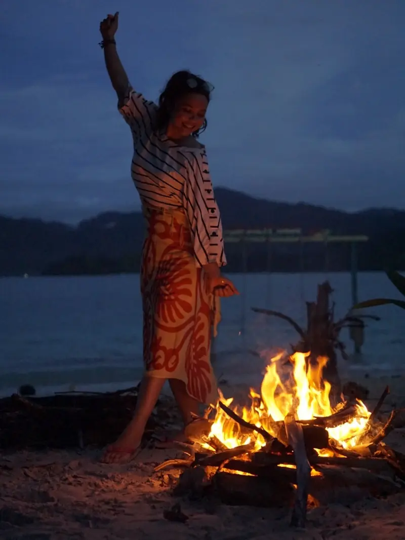 Menghabiskan malam di Pulau Sirandah, Kota Padang. (Liputan6.com/ Ihsan Maulana))