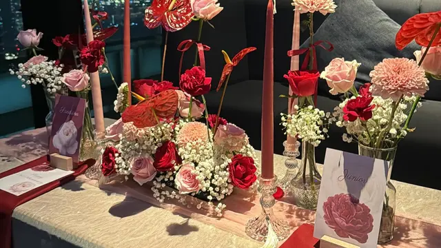 7 Potret Sandrinna Michelle dan Junior Roberts Dinner Romantis Rayakan Anniversary